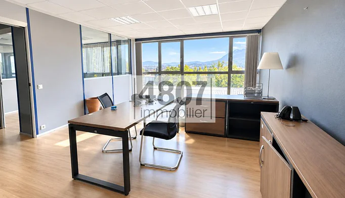 Bureau à louer à Annecy (74960) - photo 1