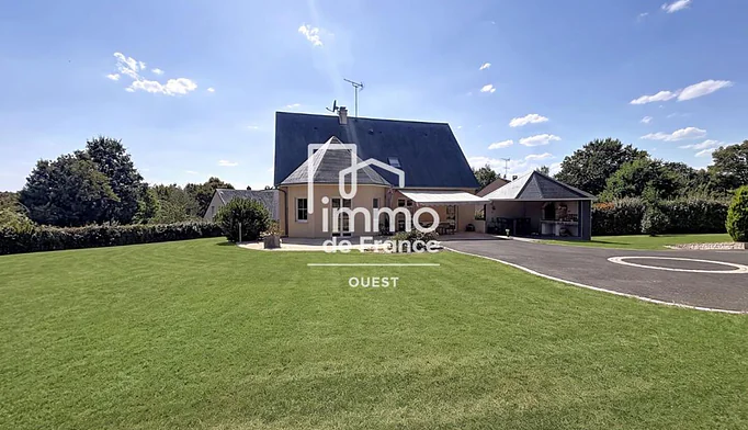 Maison 7 pièces à vendre à Saint-Ouën-des-Toits (53410) - photo 1