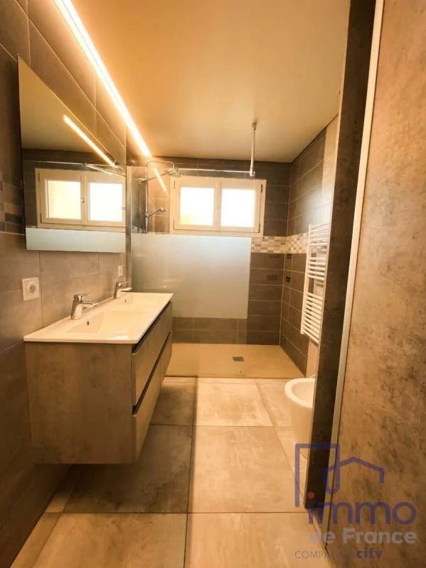Maison 6 pièces à vendre à Veauchette (42340) - photo 10