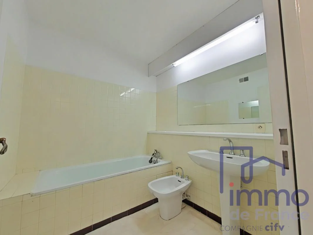 Appartement 3 pièces à vendre à Saint-Étienne (42000) - photo 7