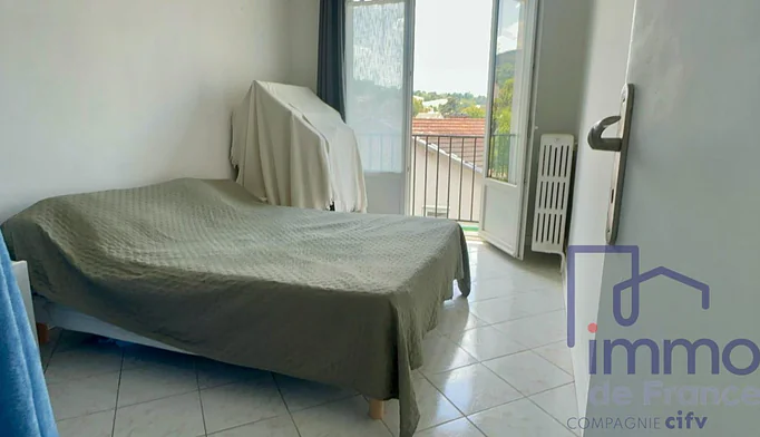 Appartement 2 pièces à vendre au Chambon-Feugerolles (42500) - photo 6