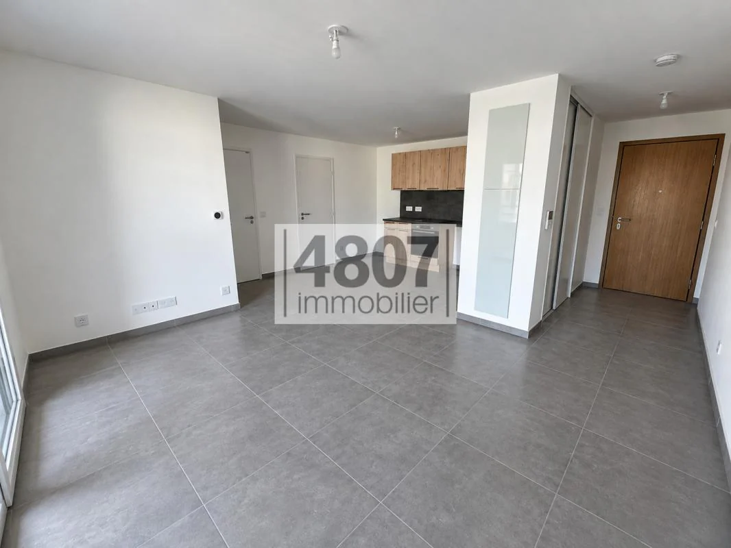 Appartement 2 pièces à vendre à Cluses (74300) - photo 3
