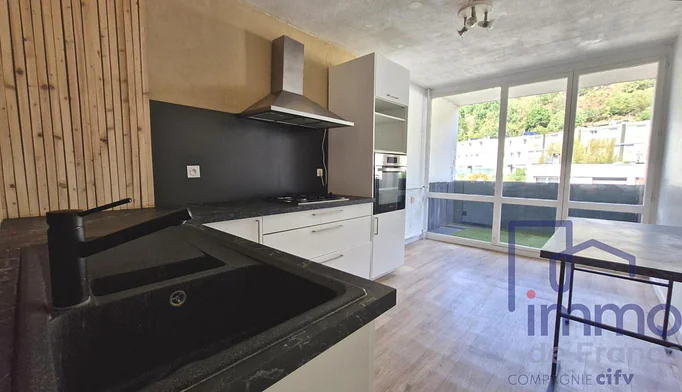 Appartement 4 pièces à vendre à Saint-Étienne (42100) - photo 3