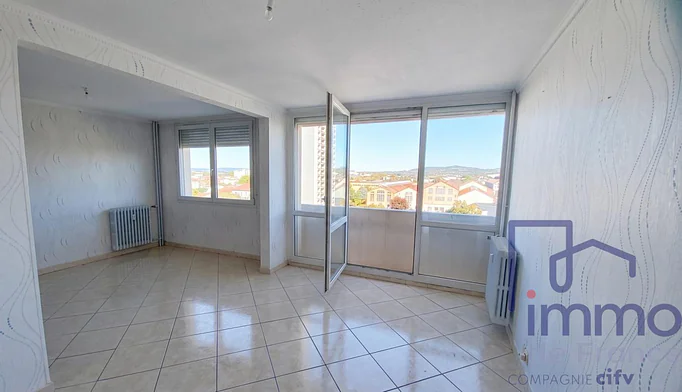 Appartement 4 pièces à vendre à Saint-Étienne (42000) - photo 1