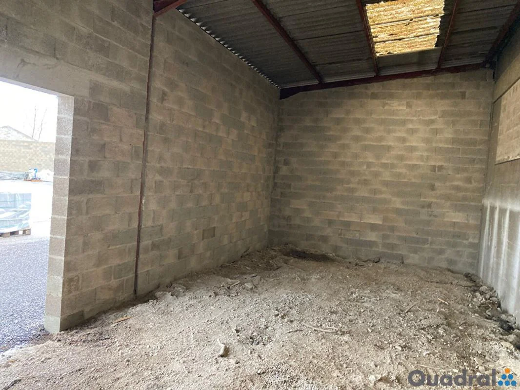 Parking / Box à louer à Toul (54200) - photo 1