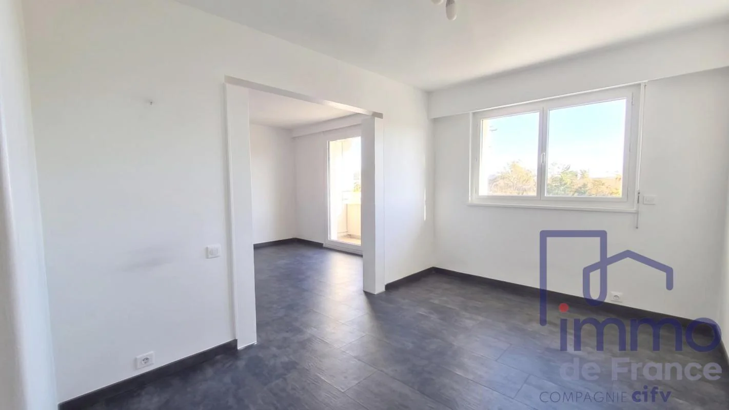 Appartement 5 pièces à vendre à Saint-Étienne (42000) - photo 8