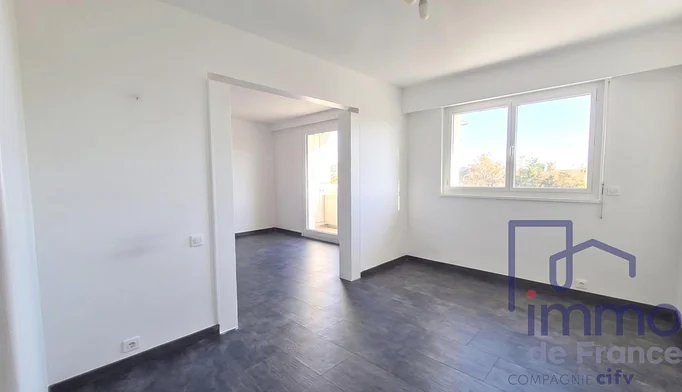 Appartement 5 pièces à vendre à Saint-Étienne (42000) - photo 8