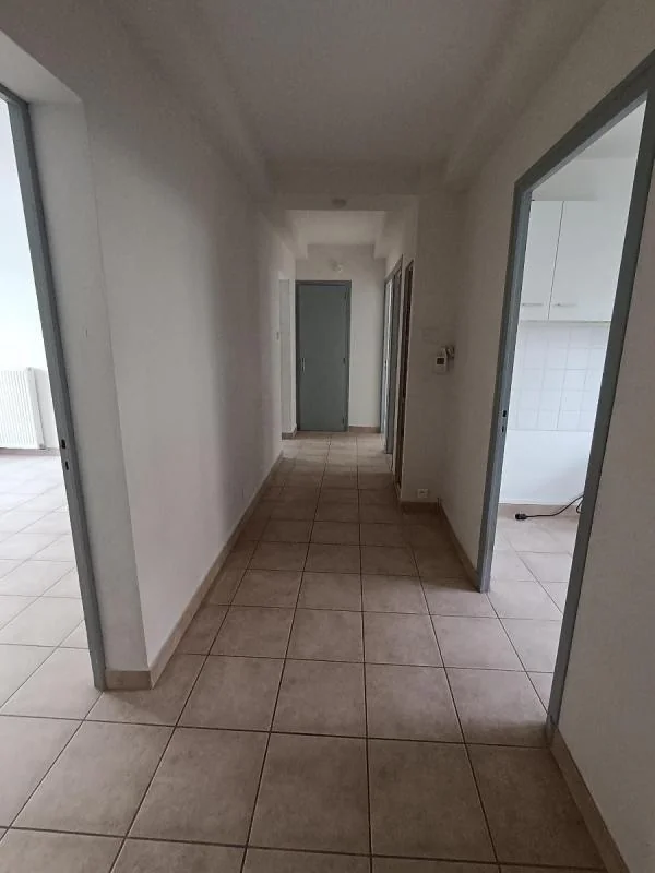 Appartement 3 pièces à louer à Crest (26400) - photo 2