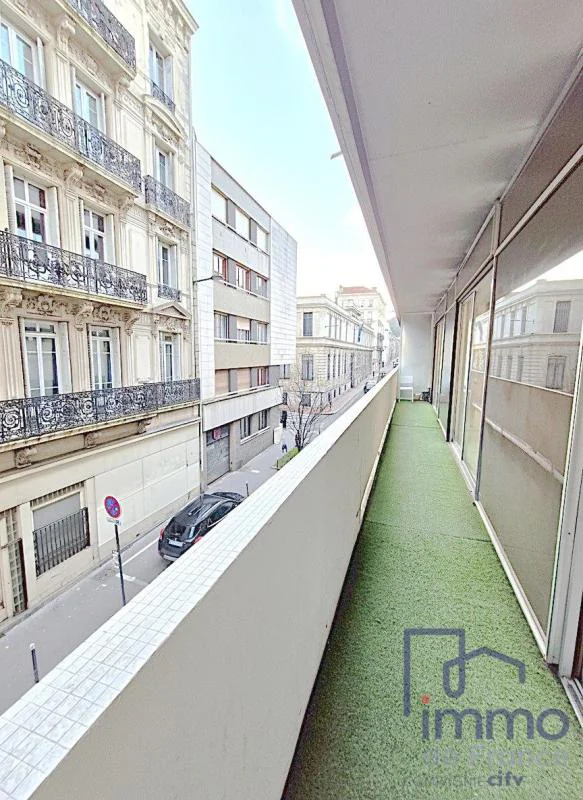 Appartement 6 pièces à vendre à Saint-Étienne (42000) - photo 2