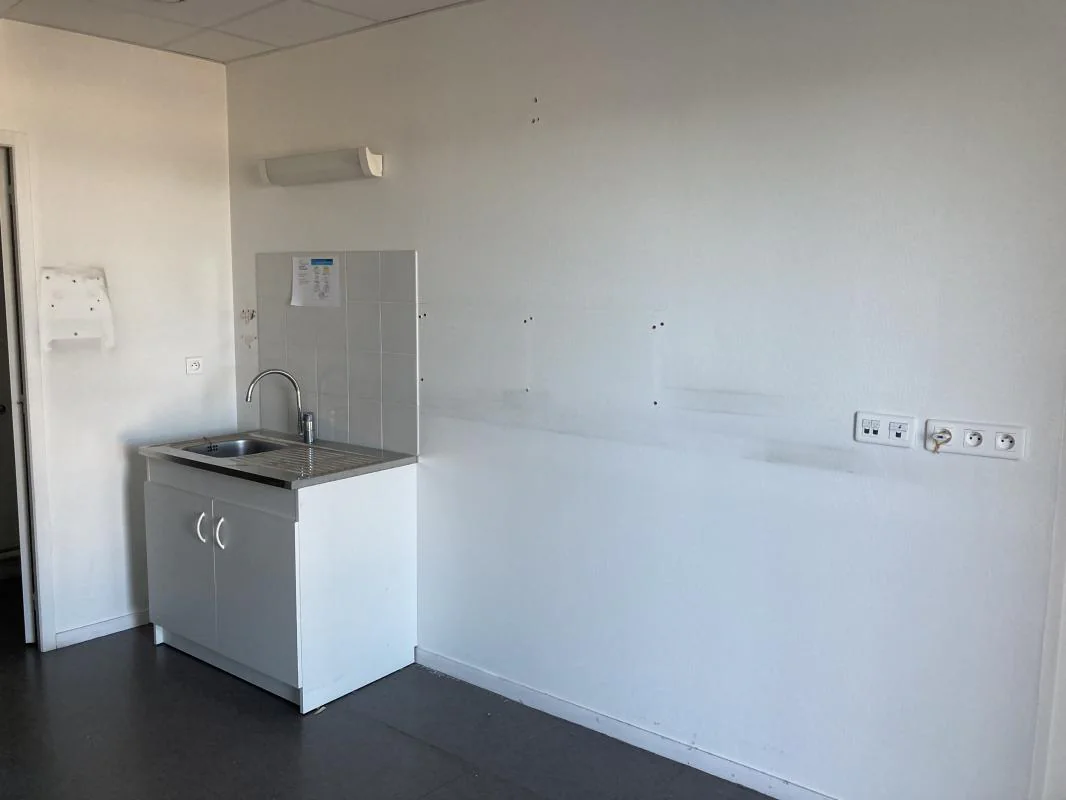 Bureau à louer à Rodez (12000) - photo 9