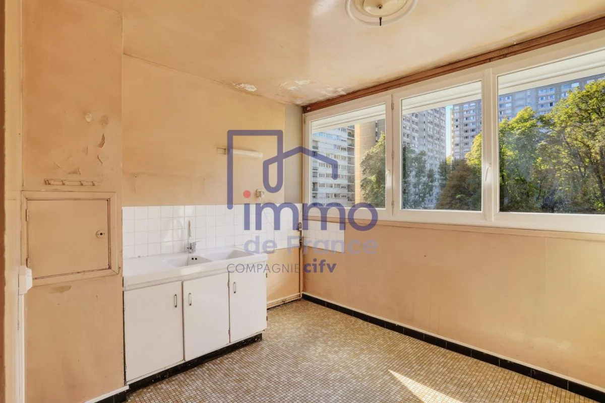 Appartement 5 pièces à vendre à Villeurbanne (69100) - photo 4