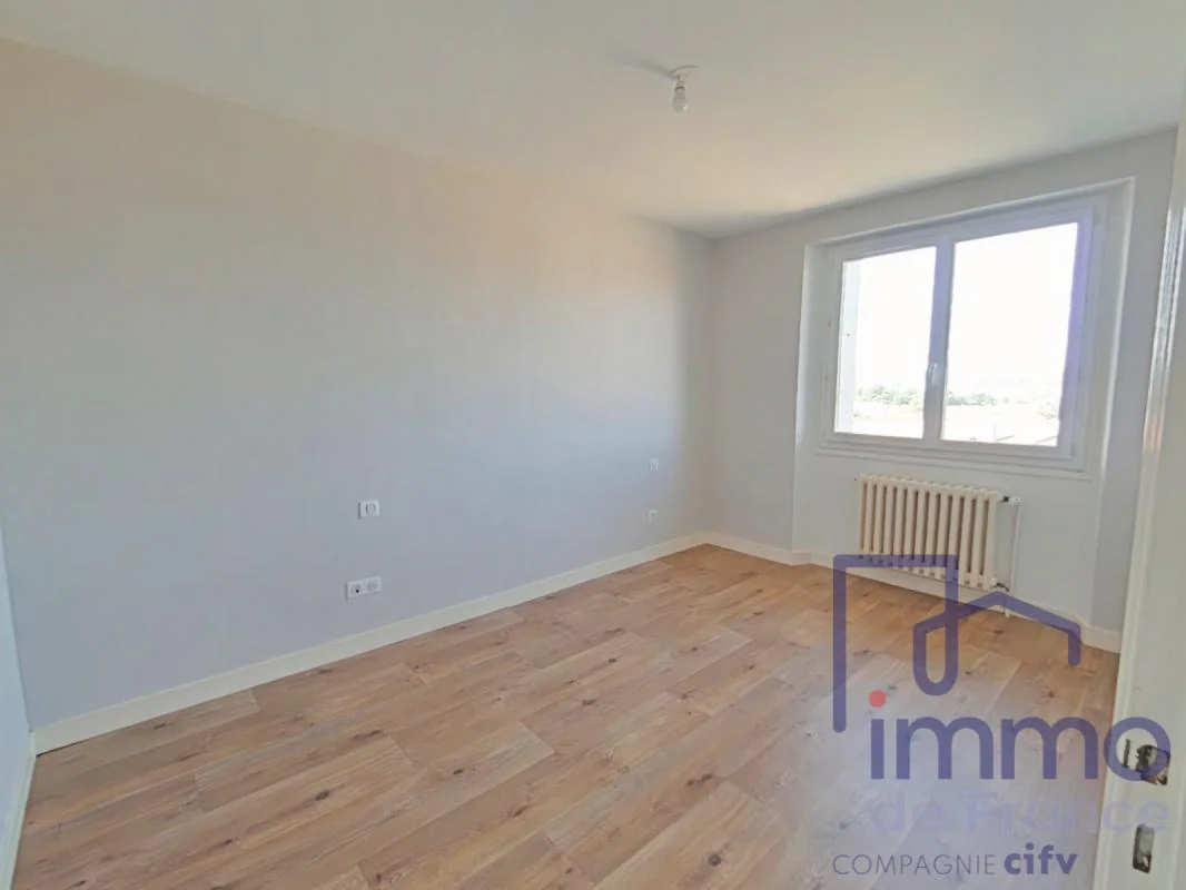 Maison 6 pièces à vendre à Blavozy (43700) - photo 3