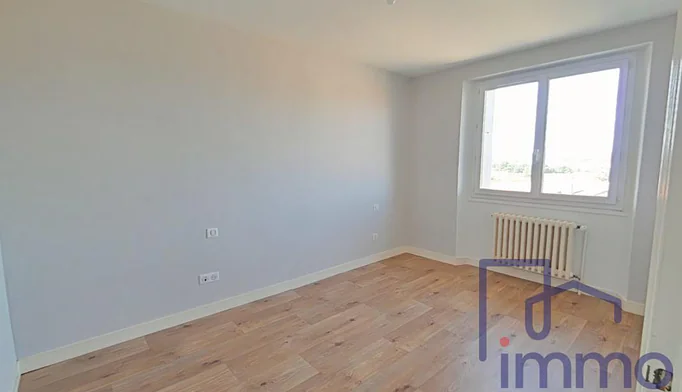 Maison 6 pièces à vendre à Blavozy (43700) - photo 3