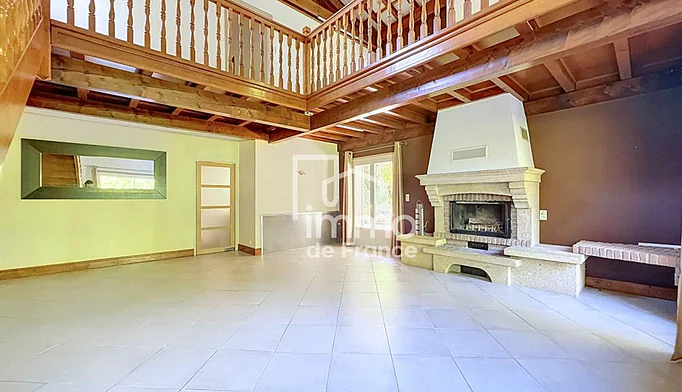 Maison 7 pièces à vendre à Valserhône (01200) - photo 1