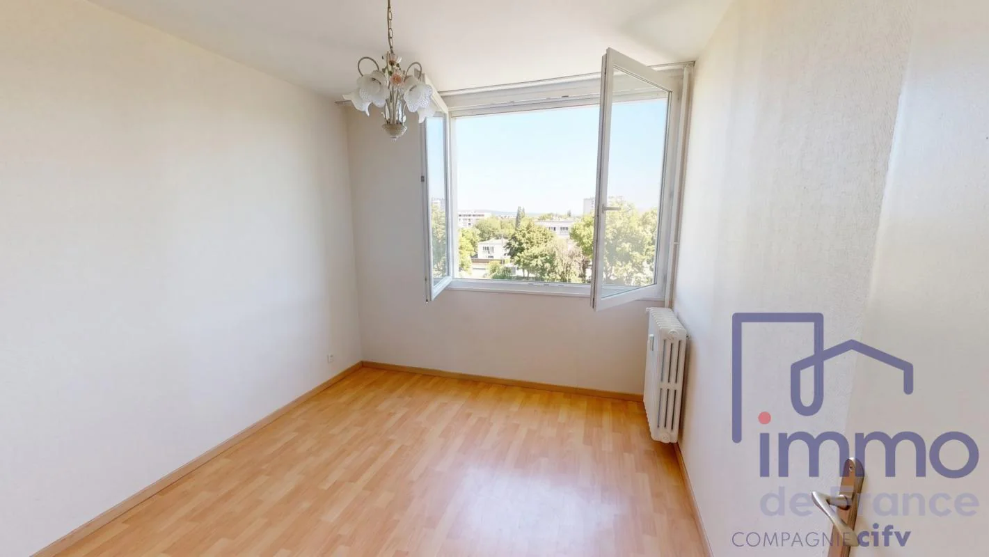 Appartement 4 pièces à vendre à Saint-Étienne (42000) - photo 5