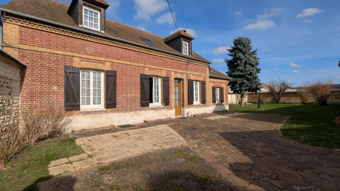 Maison 5 pièces à vendre à Louviers (27400) - photo 1