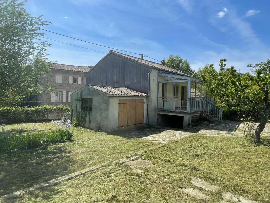 Maison 3 pièces à louer aux Vans (07140) - photo 2