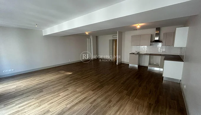 Appartement 4 pièces à louer à Lyon (69001) - photo 1