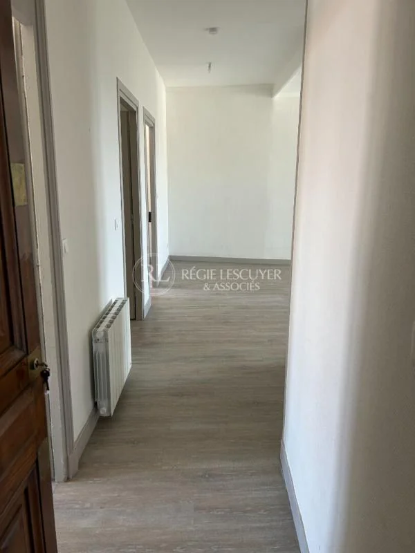 Appartement 4 pièces à louer à Lyon (69001) - photo 1