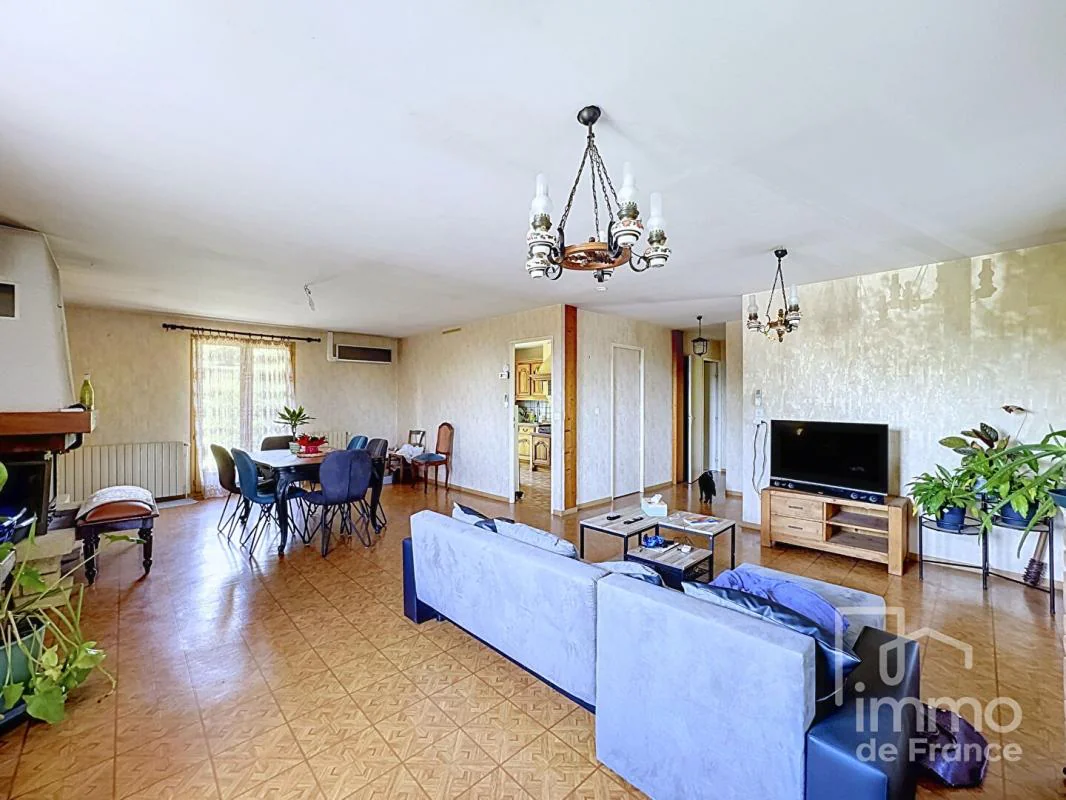 Maison 6 pièces à vendre à Léaz (01200) - photo 5