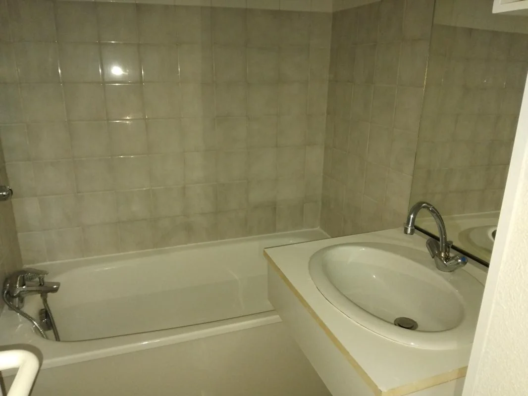 Appartement 1 pièce à louer à Lyon (69008) - photo 3