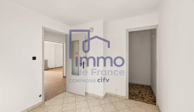 Appartement 3 pièces à vendre à Vénissieux (69200) - photo 3