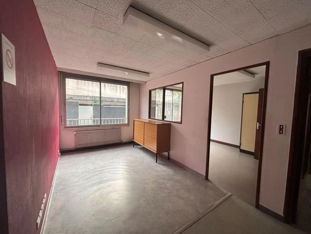 Bureau à louer à Rodez (12000) - photo 8