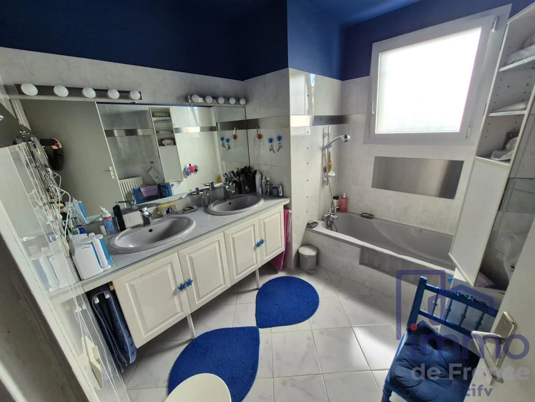 Maison 6 pièces à vendre à Saint-Chamond (42400) - photo 10