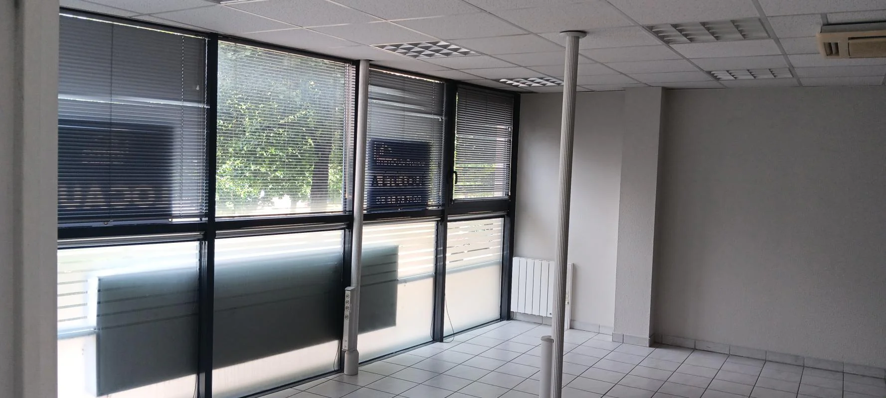 Bureau à louer à Rodez (12000) - photo 5