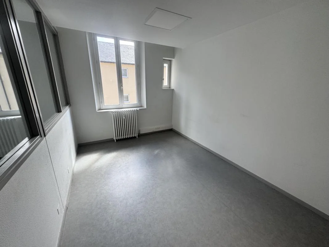 Bureau à louer à Rodez (12000) - photo 5