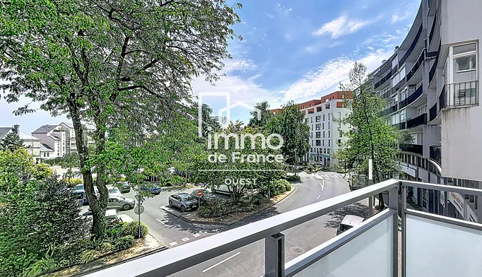 Appartement 2 pièces à vendre à Roche-sur-Yon (85000) - photo 1
