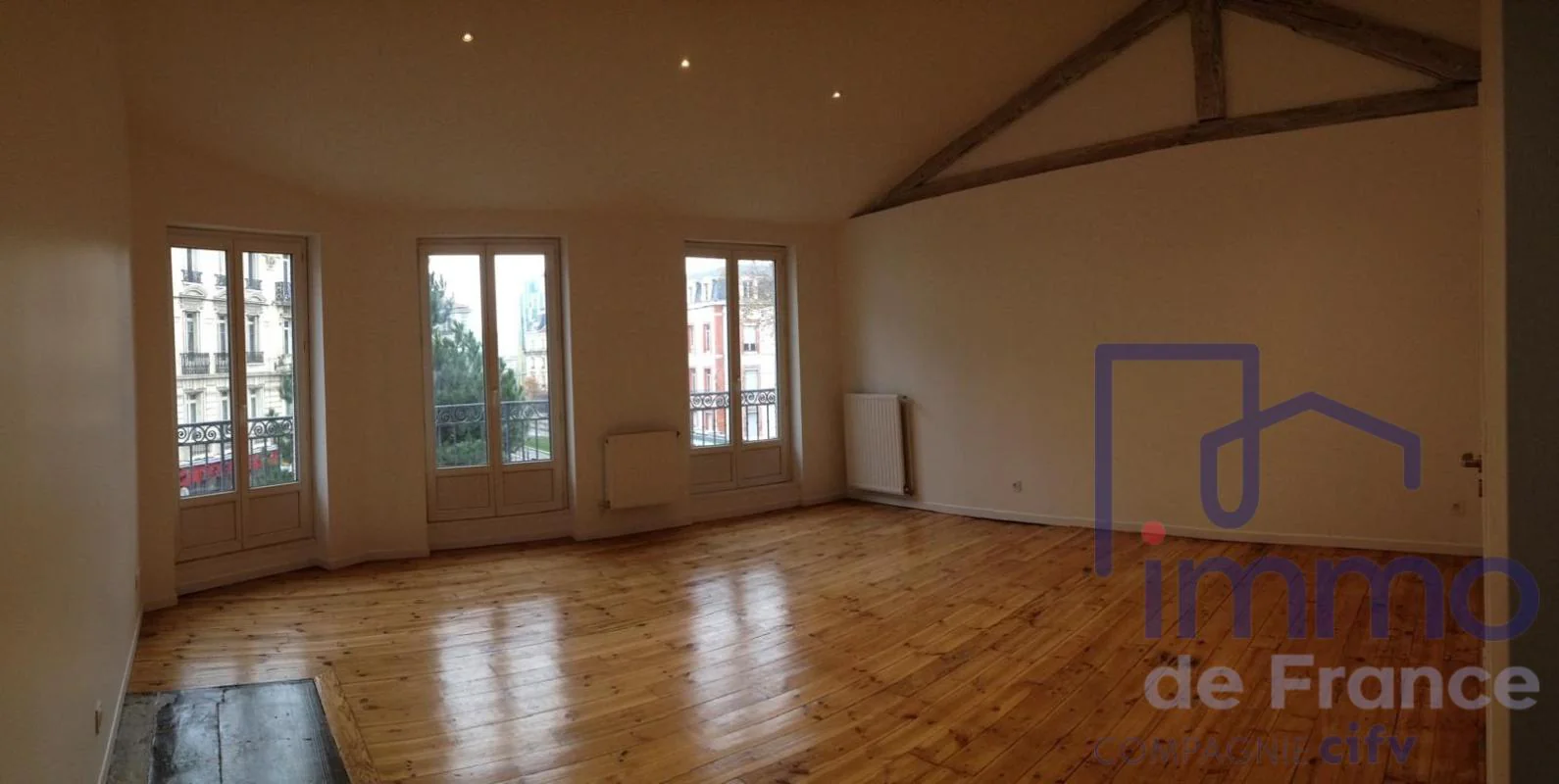 Immeuble à vendre à Saint-Étienne (42000) - photo 3