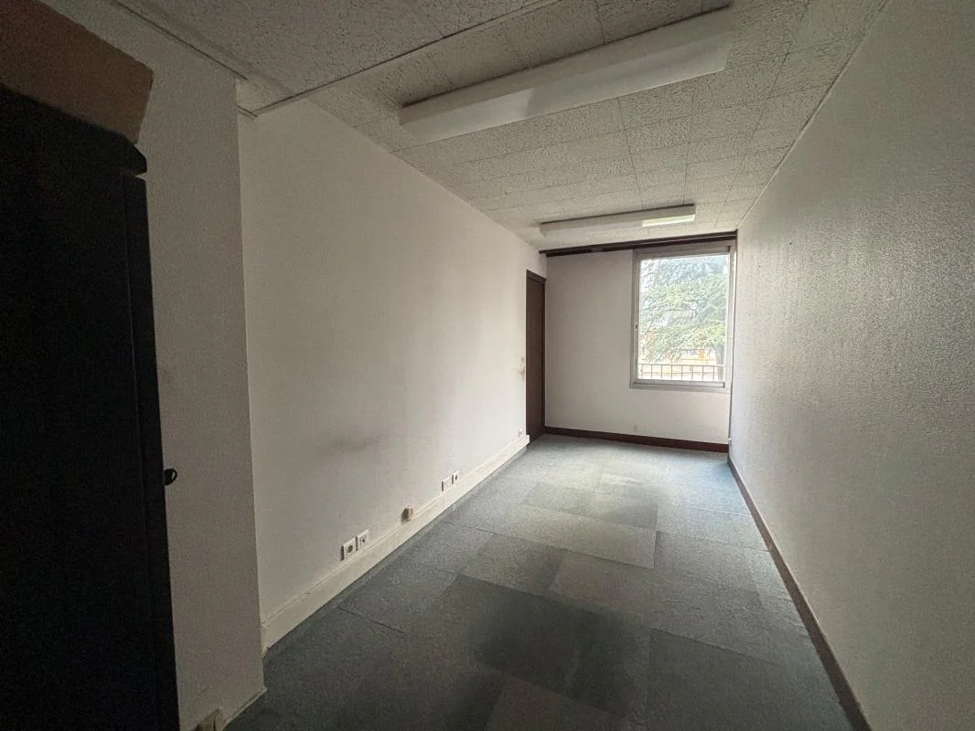 Bureau à louer à Rodez (12000) - photo 6