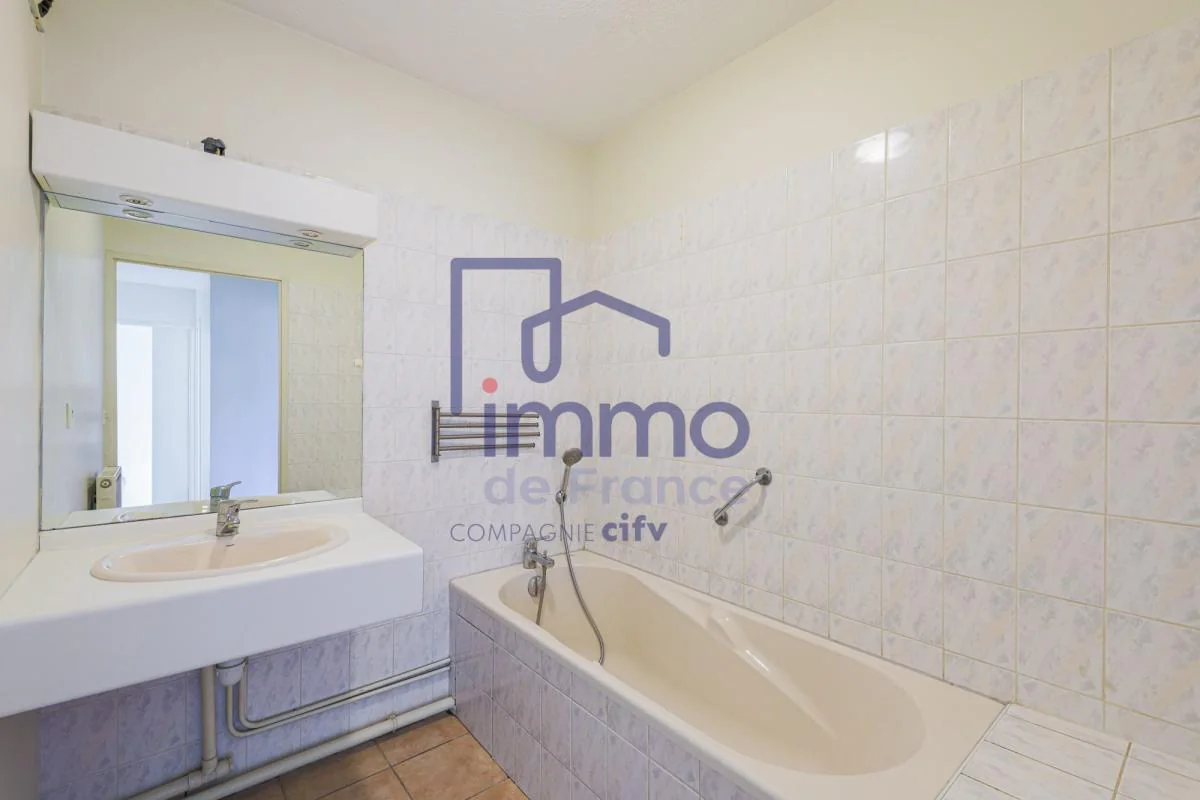 Appartement 3 pièces à vendre à Échirolles (38130) - photo 10
