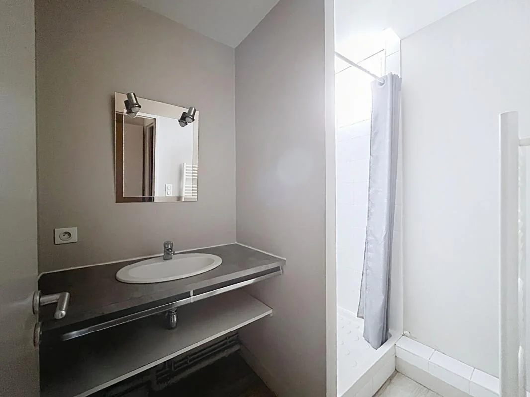 Appartement 3 pièces à vendre à Clermont-Ferrand (63000) - photo 7