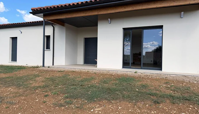 Maison 4 pièces à louer à Savignac (12200) - photo 1