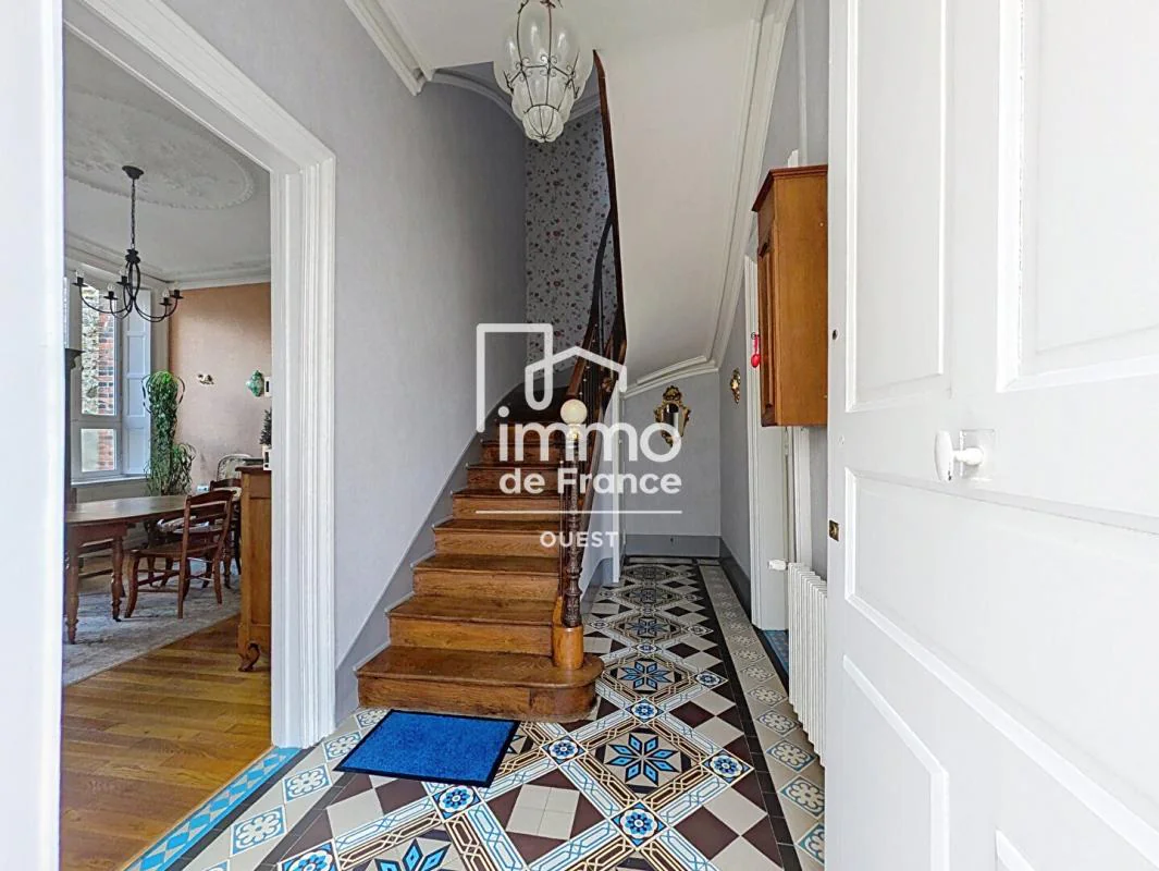 Maison 7 pièces à vendre à Laval (53000) - photo 4