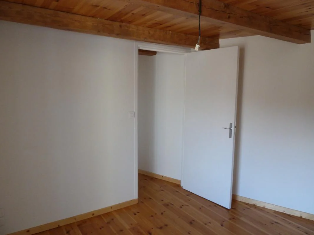 Appartement 4 pièces à louer à Grandrieu (48600) - photo 6