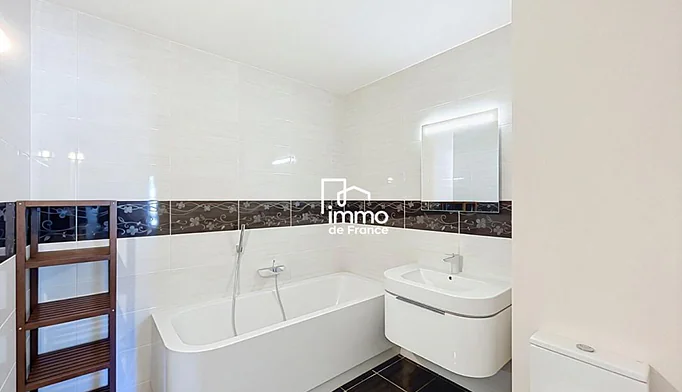 Appartement 4 pièces à vendre à Saint-Genis-Pouilly (01630) - photo 9