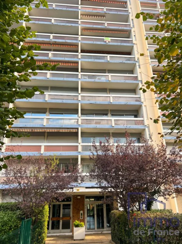 Appartement 1 pièce à vendre à Saint-Étienne (42100) - photo 2