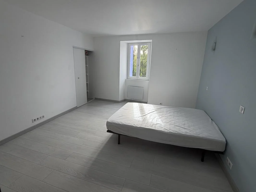 Maison 5 pièces à louer à Toulonjac (12200) - photo 6