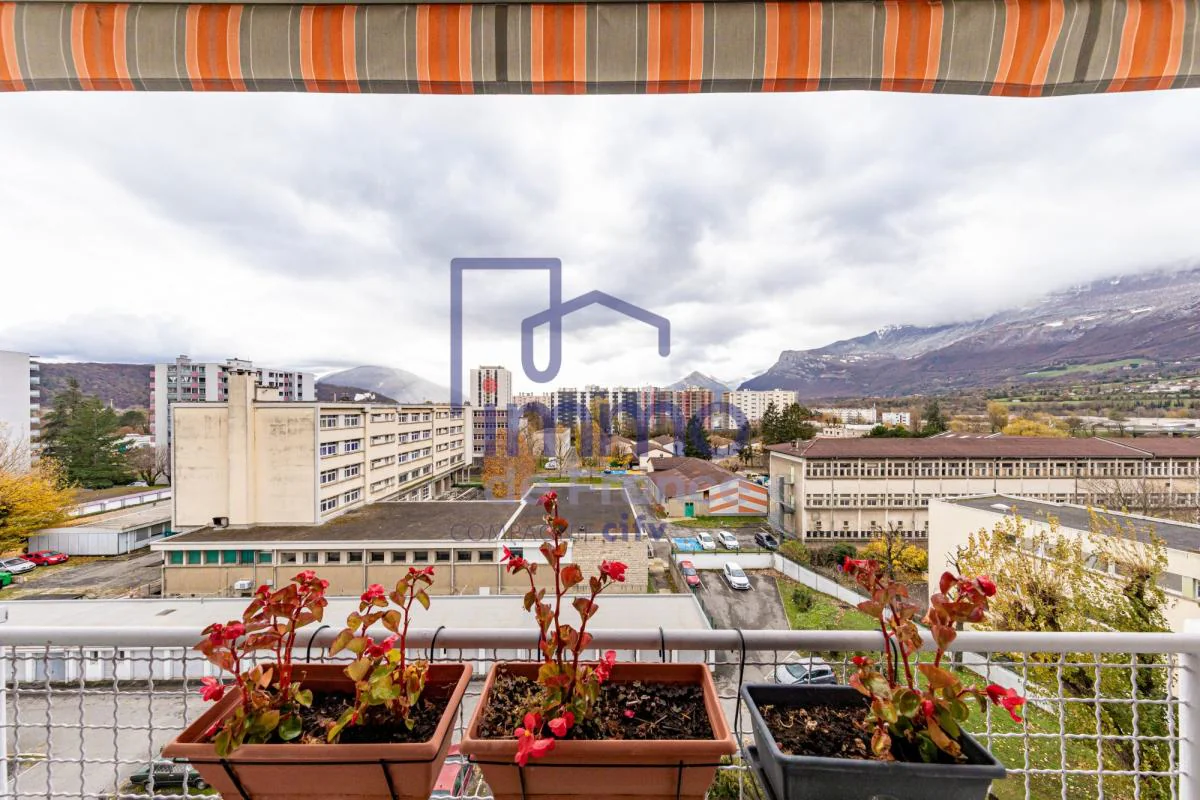 Appartement 4 pièces à vendre au Pont-de-Claix (38800) - photo 1