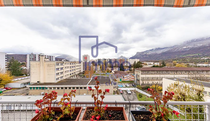 Appartement 4 pièces à vendre au Pont-de-Claix (38800) - photo 1