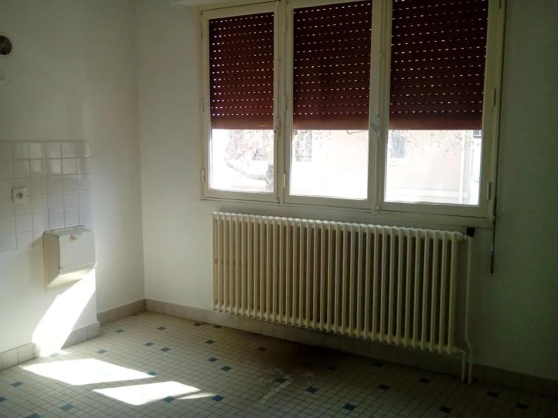 Appartement 3 pièces à louer à Vichy (03200) - photo 2