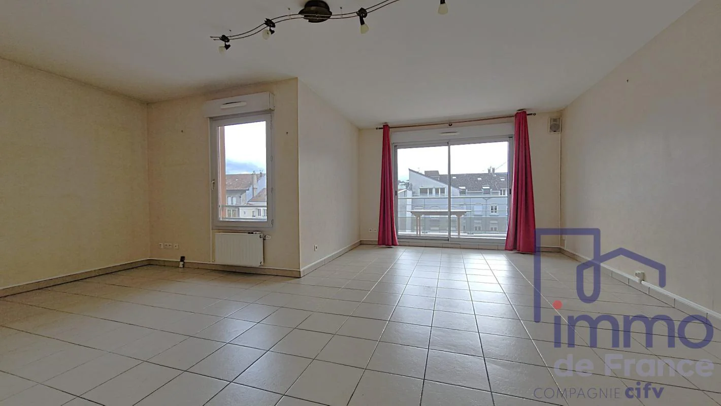 Appartement 5 pièces à vendre à Saint-Étienne (42000) - photo 2