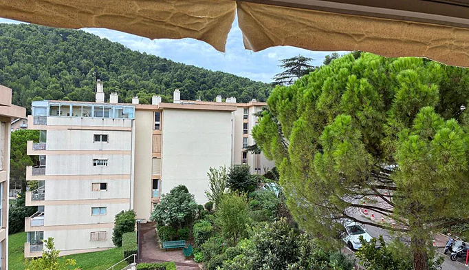 Appartement 5 pièces à louer à Marseille (13009) - photo 10