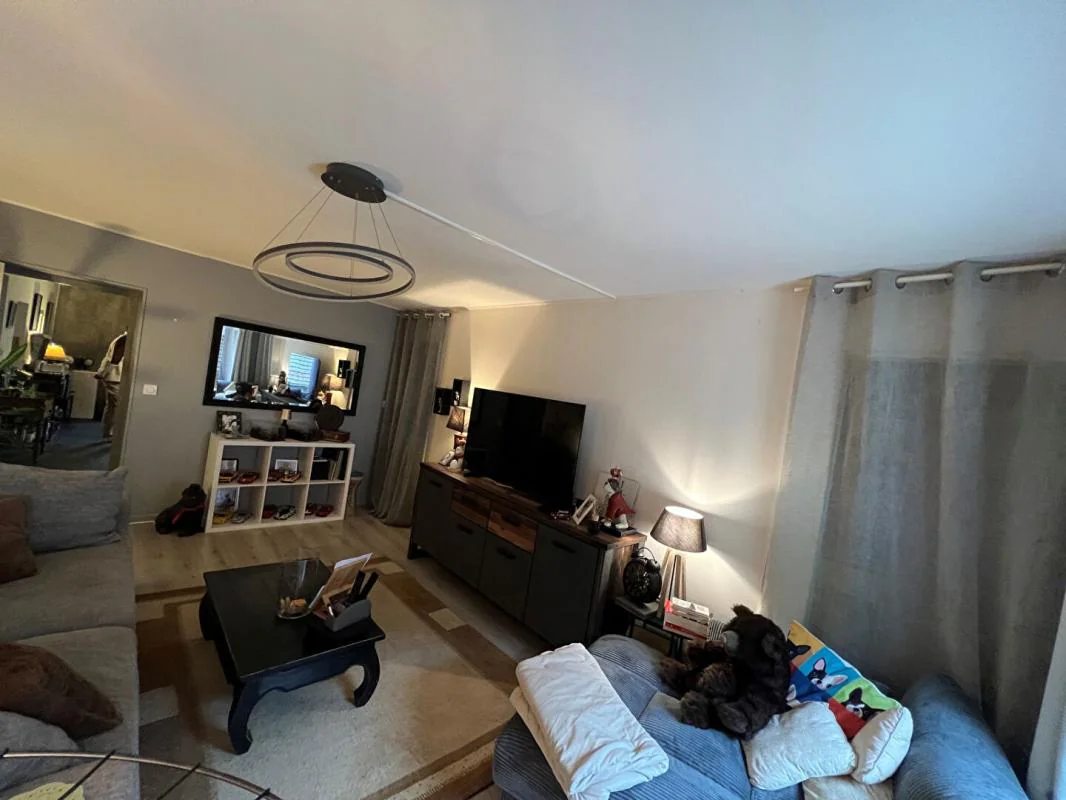 Appartement 3 pièces à vendre à Cluse-et-Mijoux (25300) - photo 4
