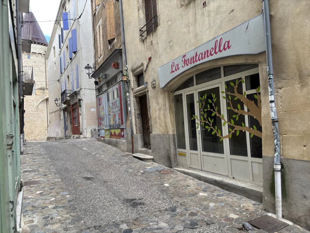 Bureau à vendre à Aubenas (07200) - photo 1