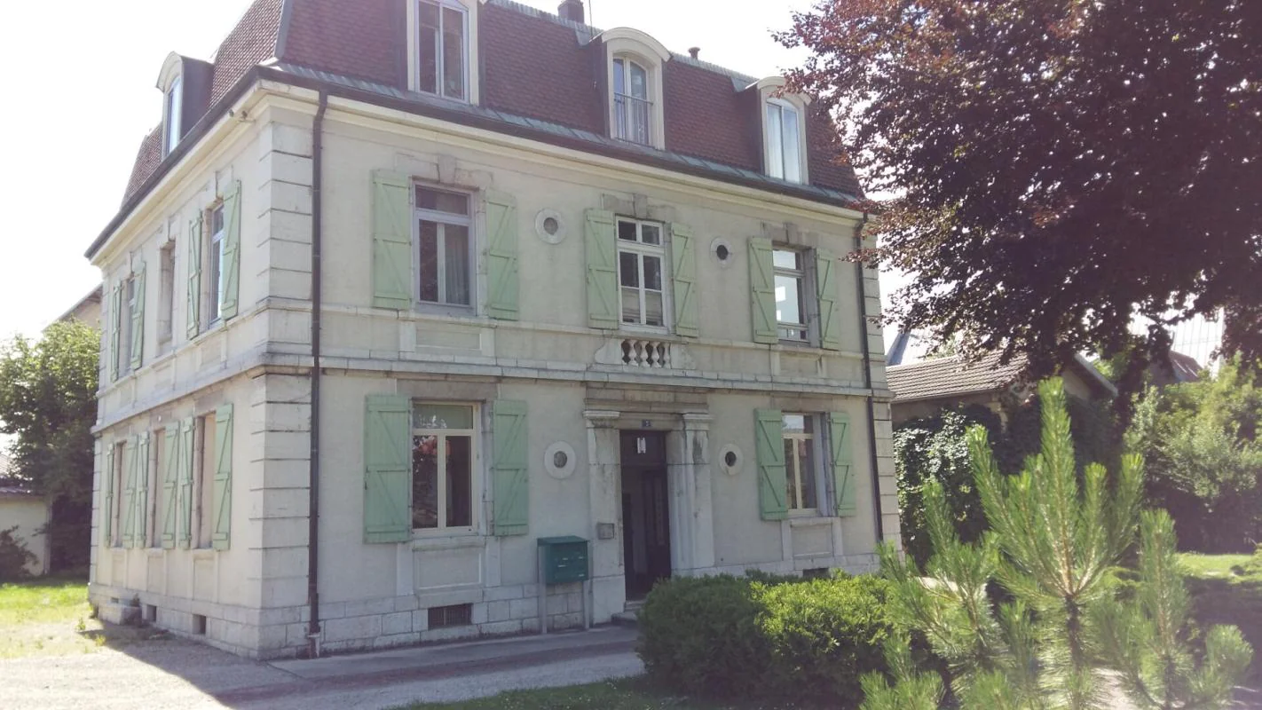 Bureau à louer à Pontarlier (25300) - photo 1