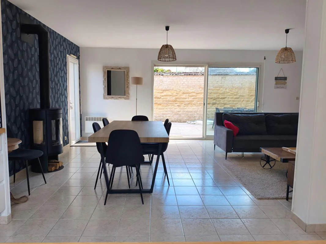 Maison 5 pièces à vendre à Luc-sur-Mer (14530) - photo 1